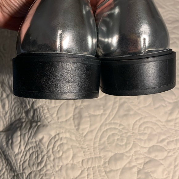 Metallic loafers NWT - Picture 6 of 11